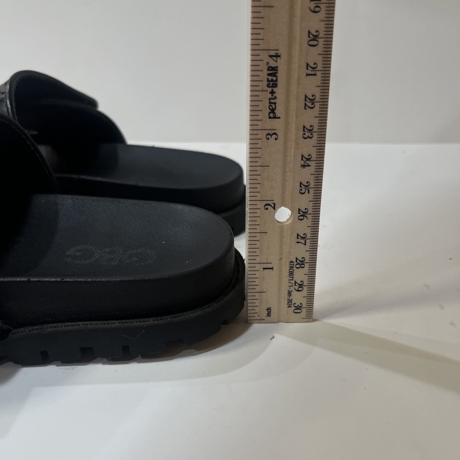 Guess GBG Black Embossed Slides Sandals Silver Accent Size 8M