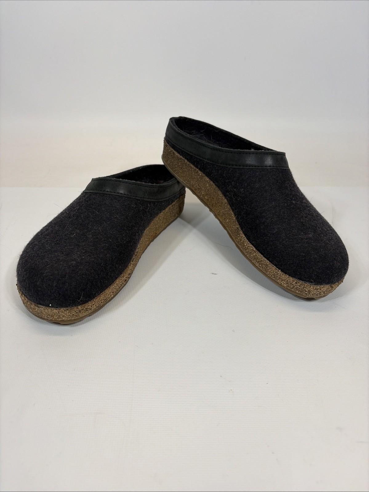 Haflinger Classic Grizzly Slipper Clogs Wool Black Women’s Size 40 US 9