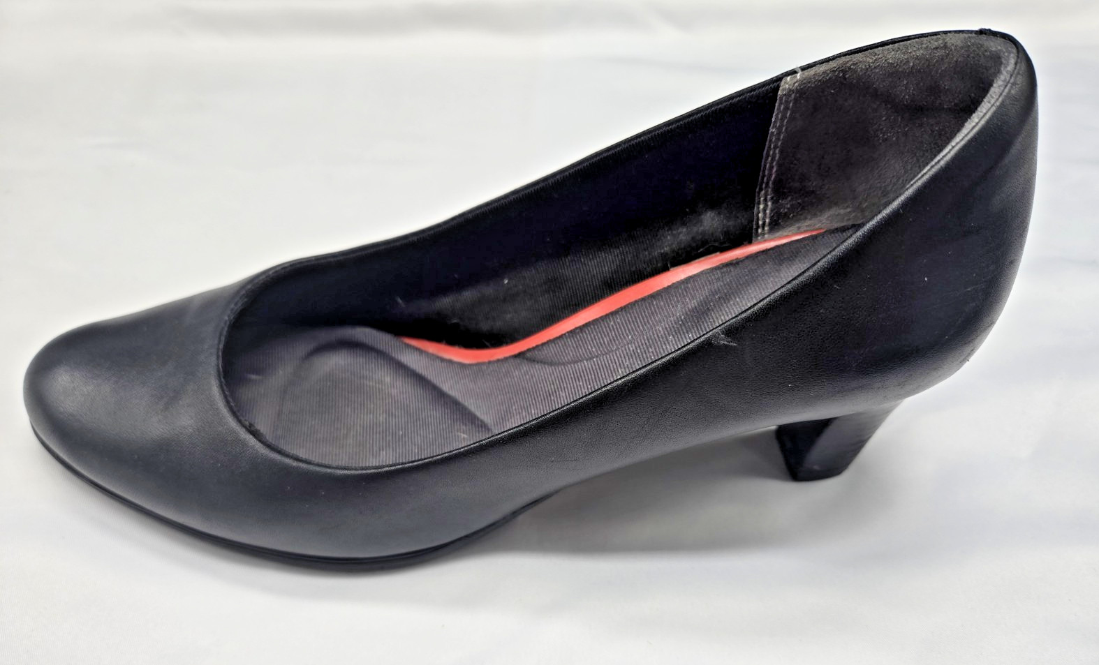 Rockport Women’s Total Motion Trutech Plain Black Leather Comfort Pump Heels 8