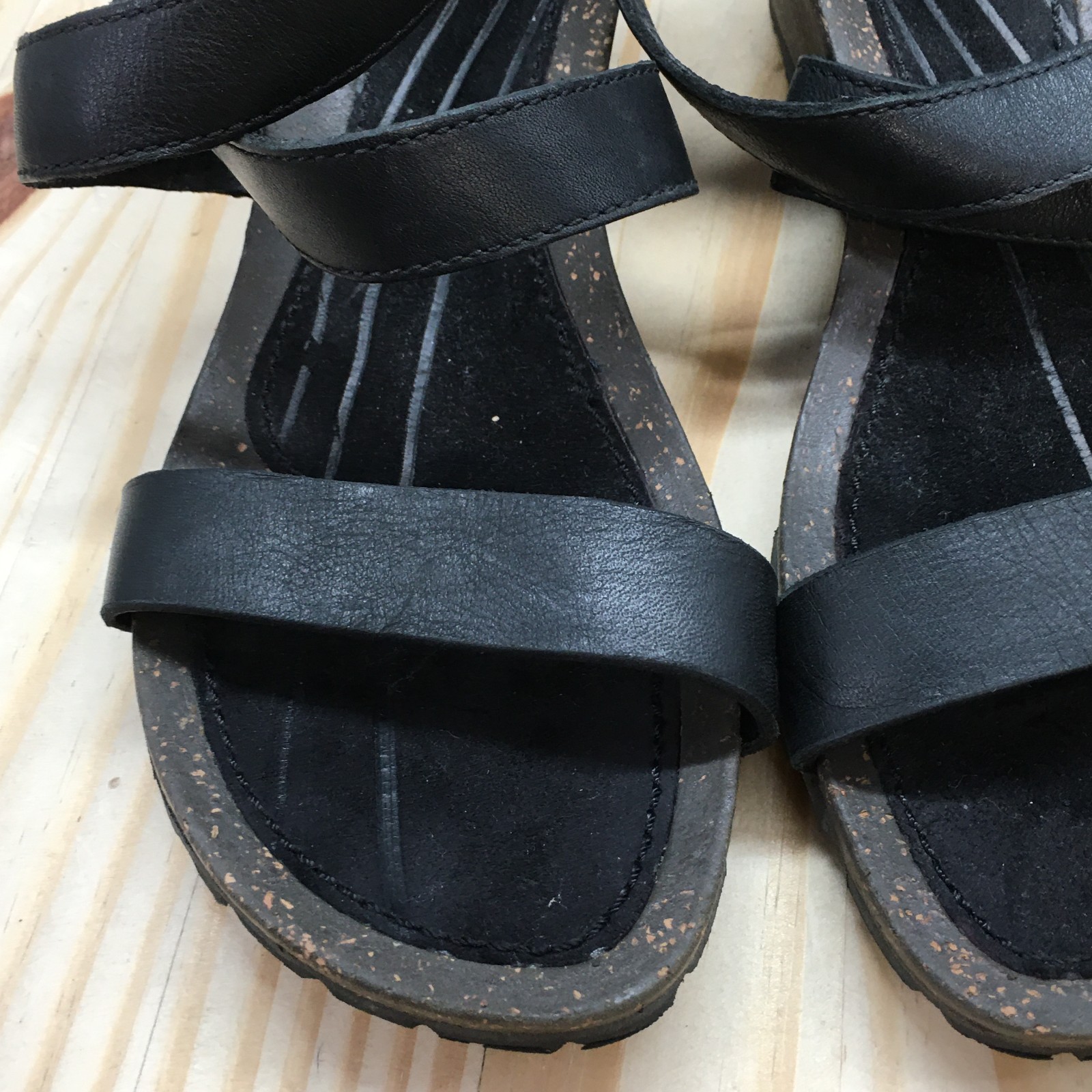 Teva Sandals Womens 9 M Strappy Black Leather Slip On Open Toe Wedge 1007732