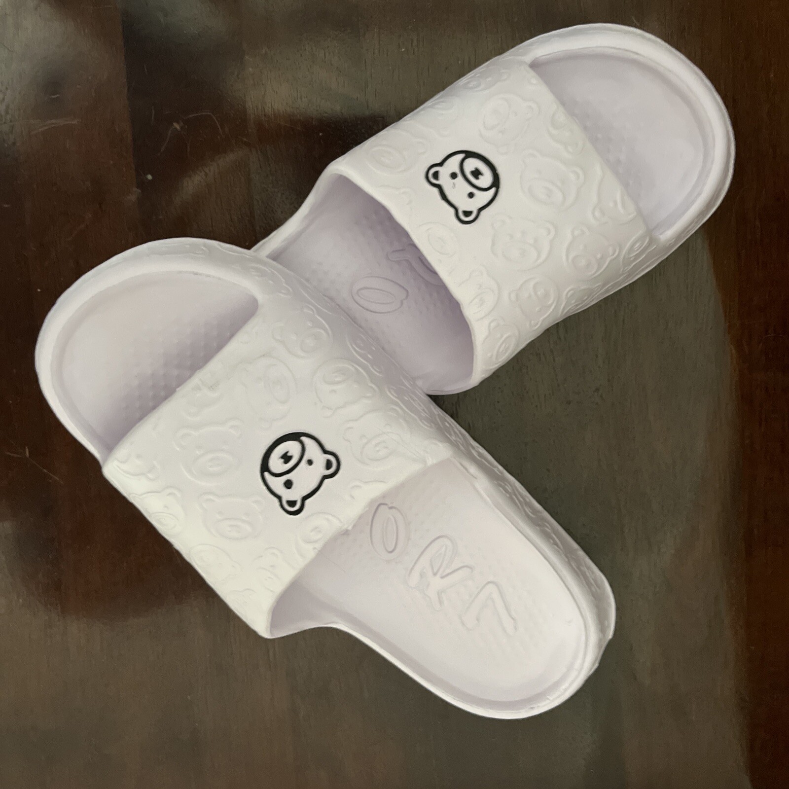 NEW CUTE BEAR PILLOW SLIDES LAVENDER SZ 9-10 GARDEN BATHROOM SHOES NIB USA