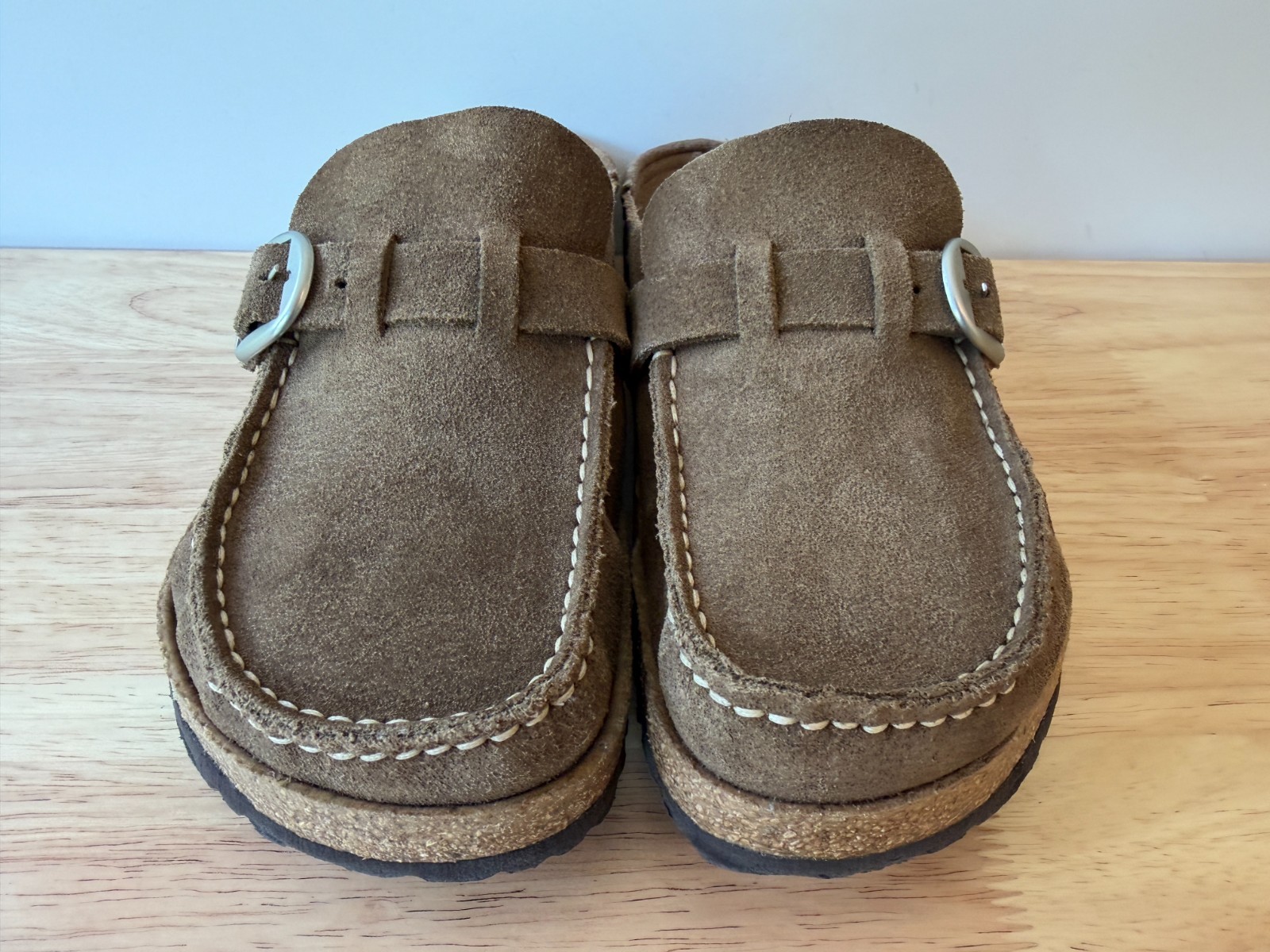 Birkenstock Buckley Suede Leather Clogs Gray Taupe EU 39 / US Women’s 8 Men’s 6