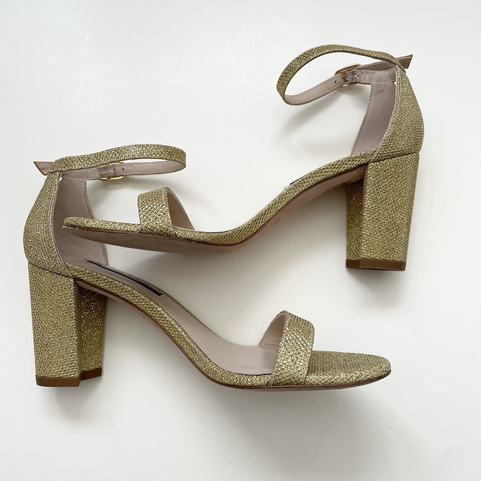 Stuart Weitzman Nearlynude Block Heel Sandal in Gold Glitter Lame Fabric 6.5