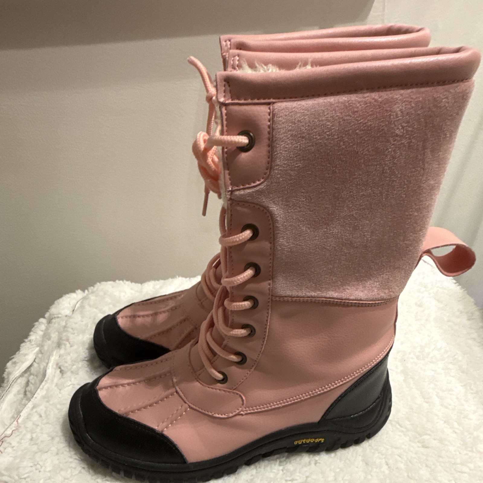 Women’s Pink/Black Leather Mid-Calf Faux Fur Lined Lace-Up Snow Boots 8.5