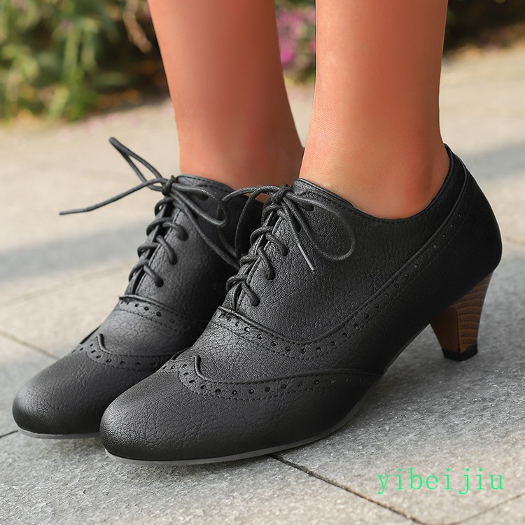 Spring Women’s Low Kitten Heel Wing Tip Lace Up Brogue Shoes Vintage Plus Size