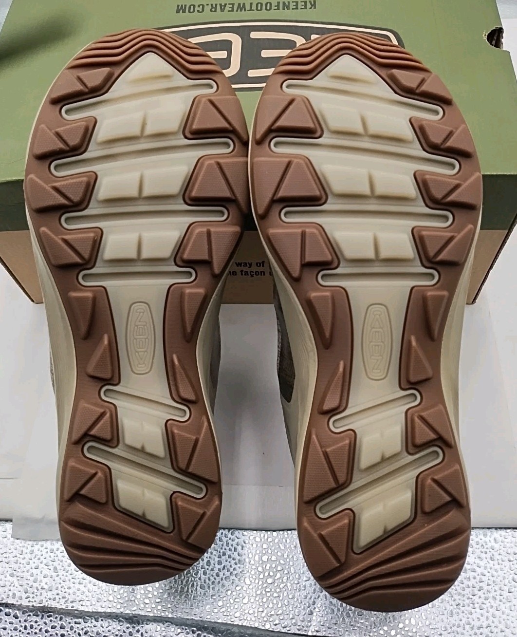 KEEN Terradora Explorer Mid Waterproof Hiking Boots Womens Size US 9.5W (#N4-A2)