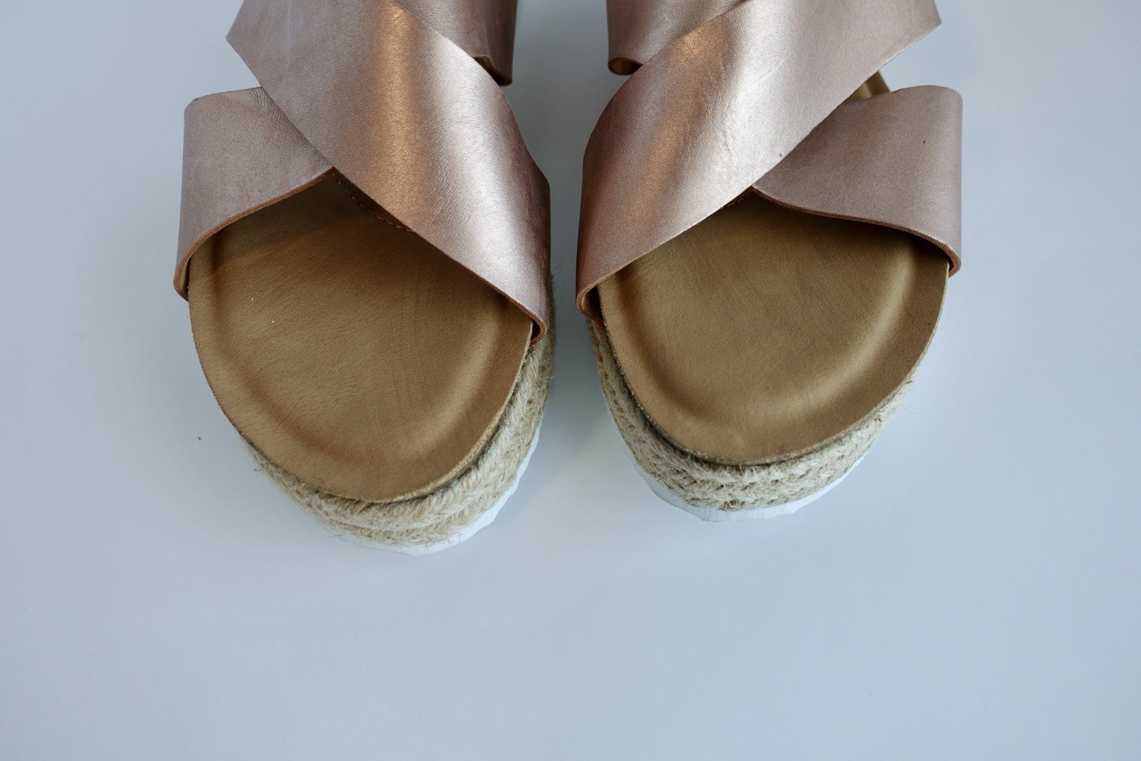 Secret Celebrity Women Rose Gold Espadrille Wedge Sandals US 11