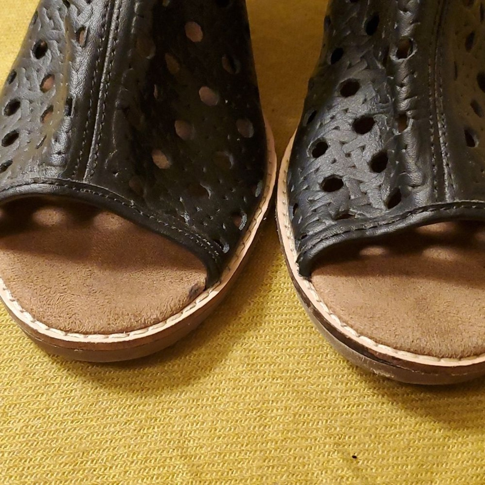 9.5 Toms Majorca Black Ankle Booties style #301214