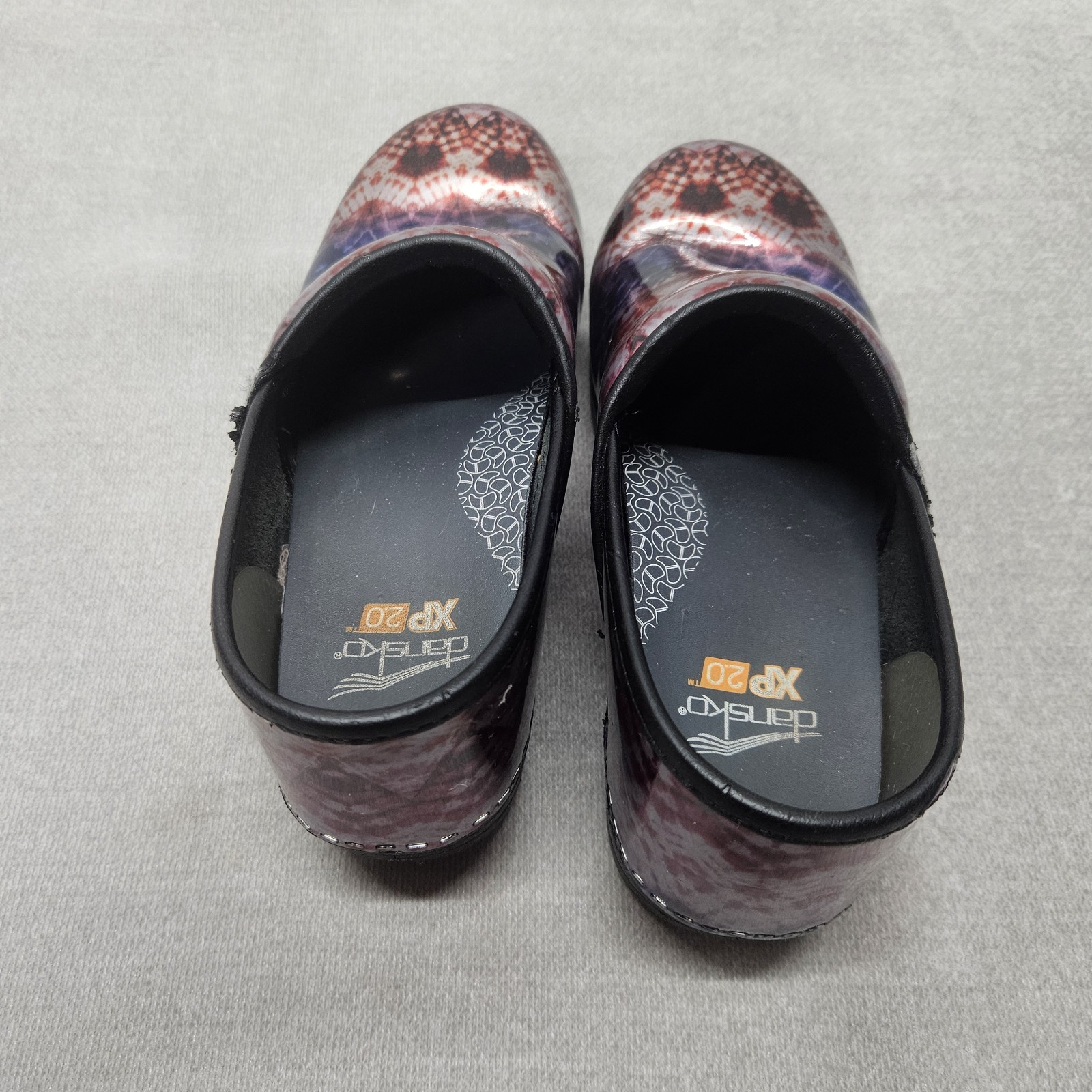 Dansko Women’s Professional Clog Metallic Wash Patent Leather EUR 38 US 7.5 – 8
