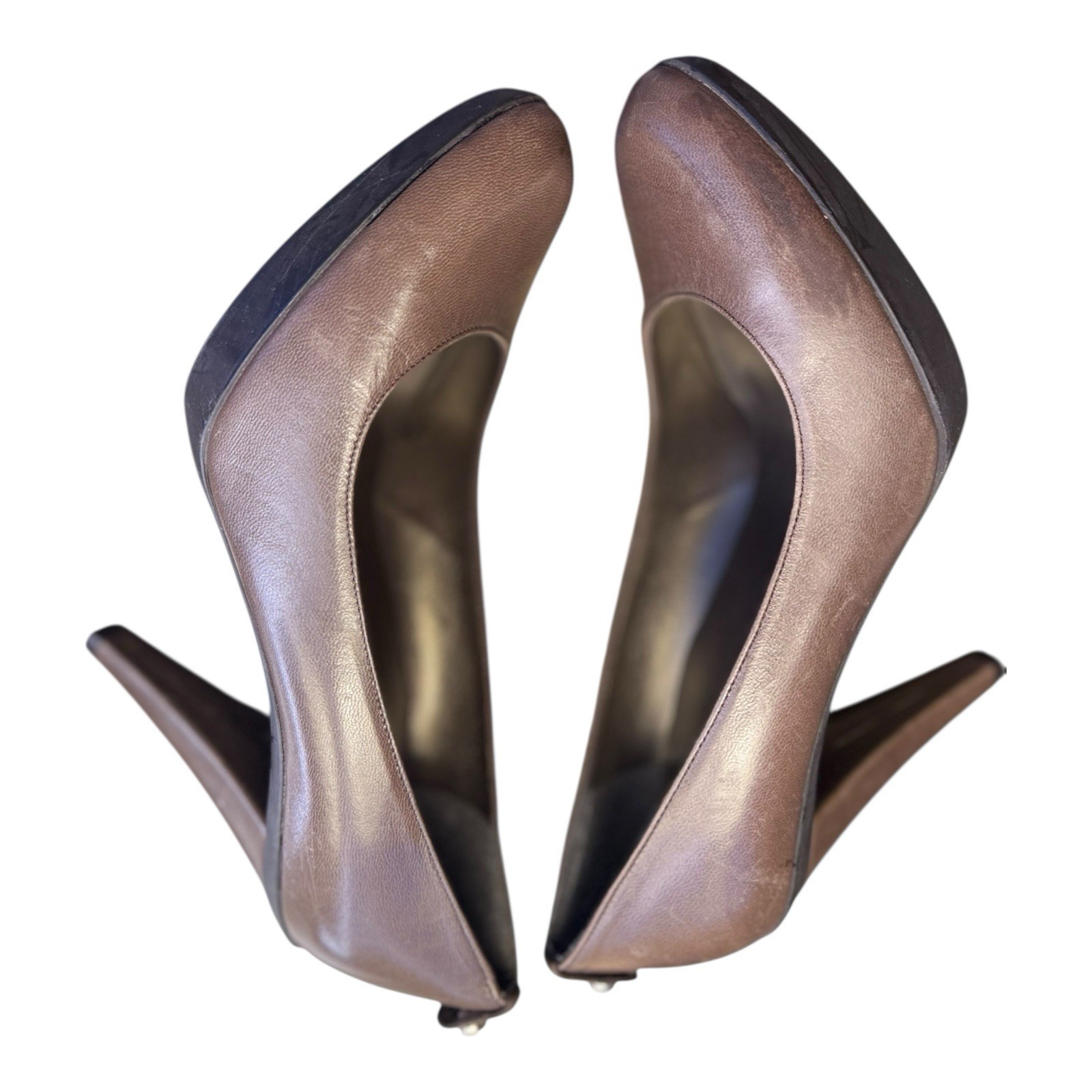 Stuart Weitzman Brown Leather Pumps Round Toe Heels Classic 6M NWT