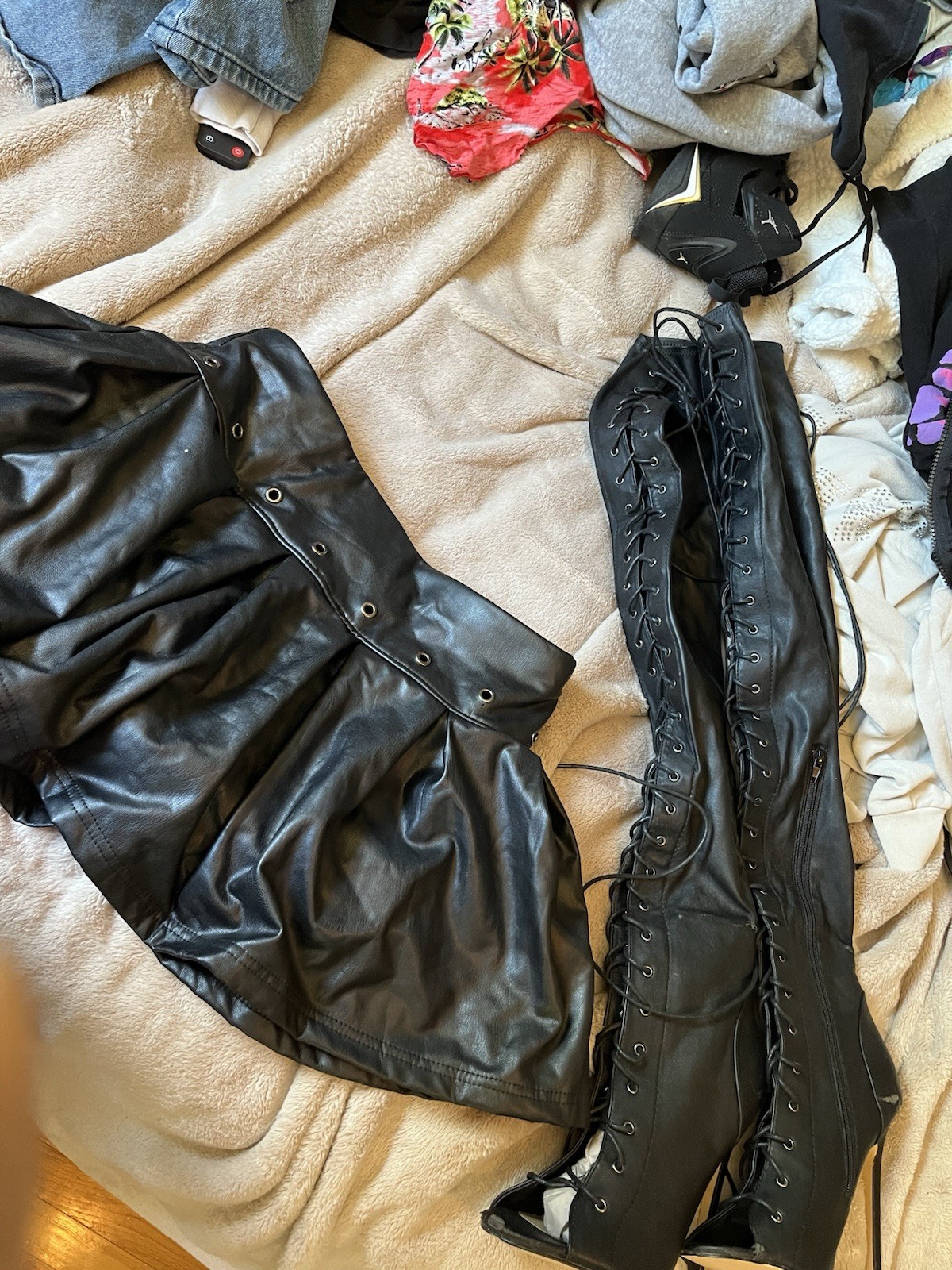 Womens Black Leather Skirt +Black Leather Over-the-Knee Lace-Up Boots Size 8.5