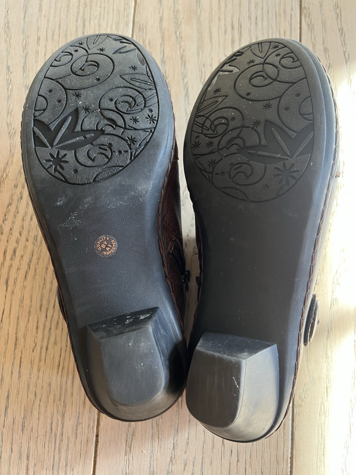 Strictly Comfort Savannah Brown Leather Side Zip Shoes 6.5 Block Heel