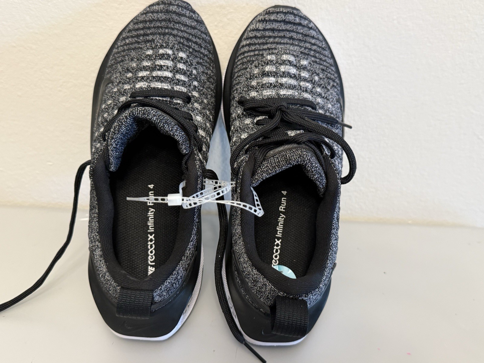 Nike ReactX Infinity Run 4 FlyKnit Sneaker Gray/Black 2023 DR2670-006