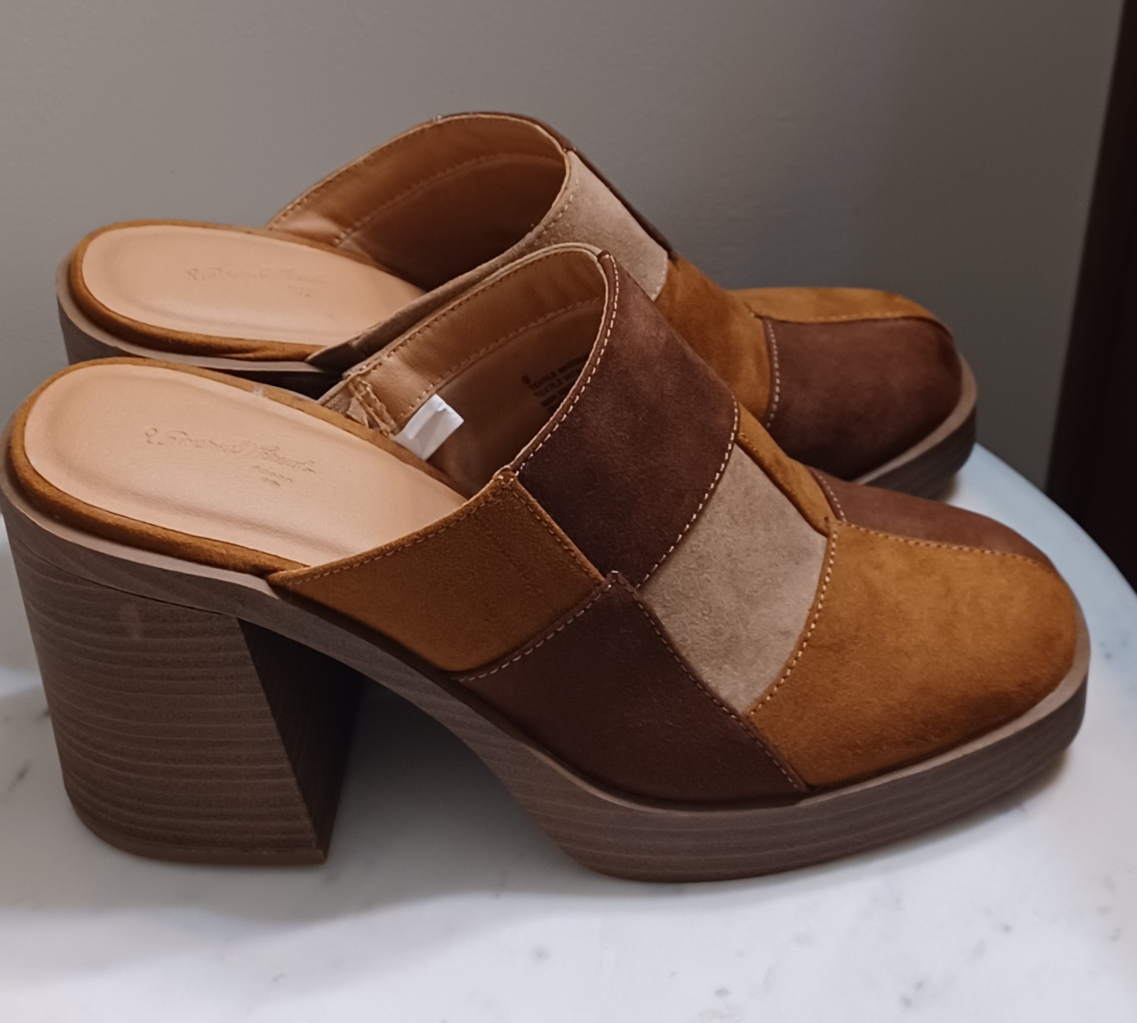 Patchwork Platform Mules Brown Tan Block Heel Size 9 Womens Universal Thread
