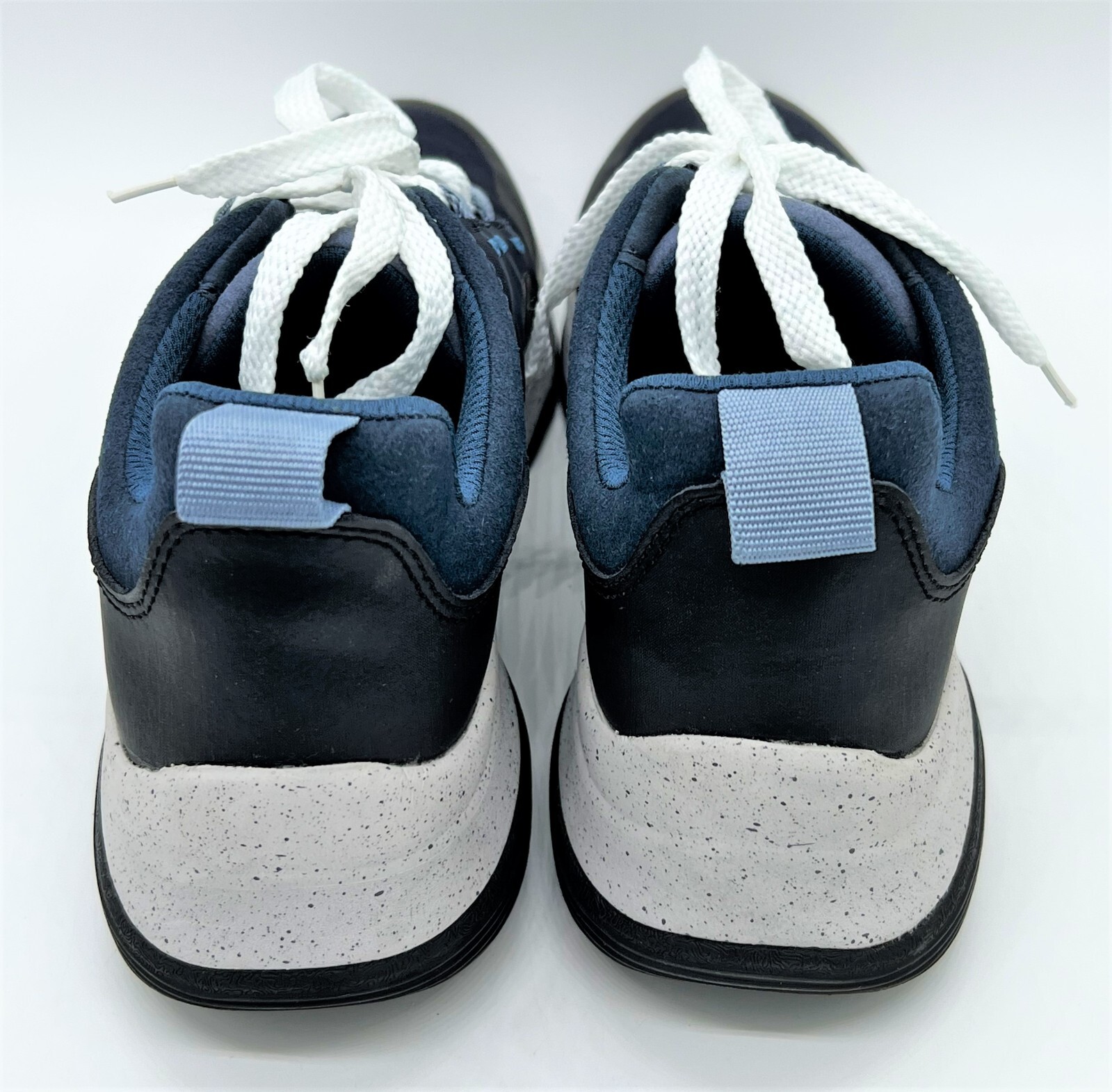 Clarks Women’s Navy Blue Jaunt Lace Oxford Water Resistant Size 5.5 m