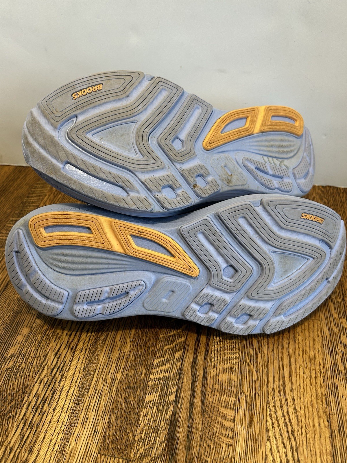 Brooks Revel 8 Women’s Road Running Shoes Baby Blue Size 10 2025