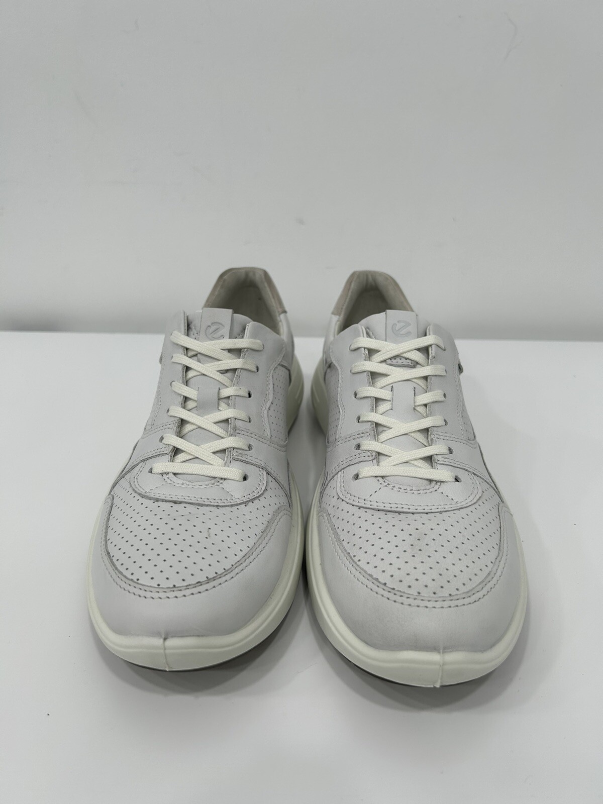 ECCO Soft 7 Runner Lace-Up Sneaker EU 41 US 10-10.5 Shadow White Women