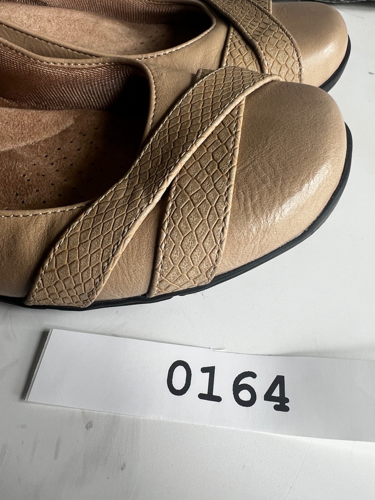 Life Stride Soft System Pull On Shoes Women’s Size 6 M Flats Beige