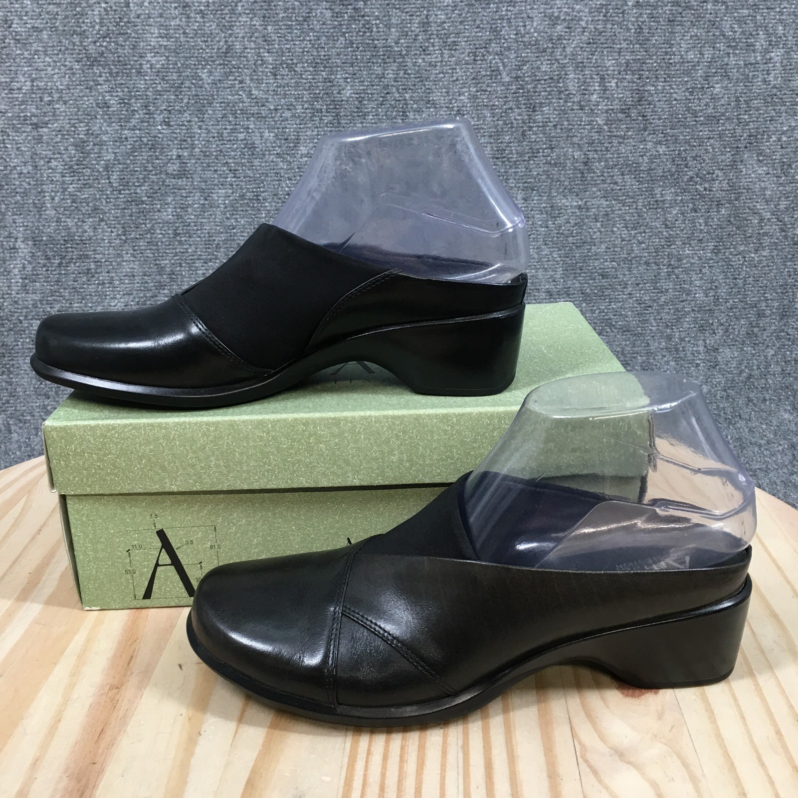 Clarks Artisan Tyler Mule Clog Womens 7.5M Black Leather Comfort Wedge NEW