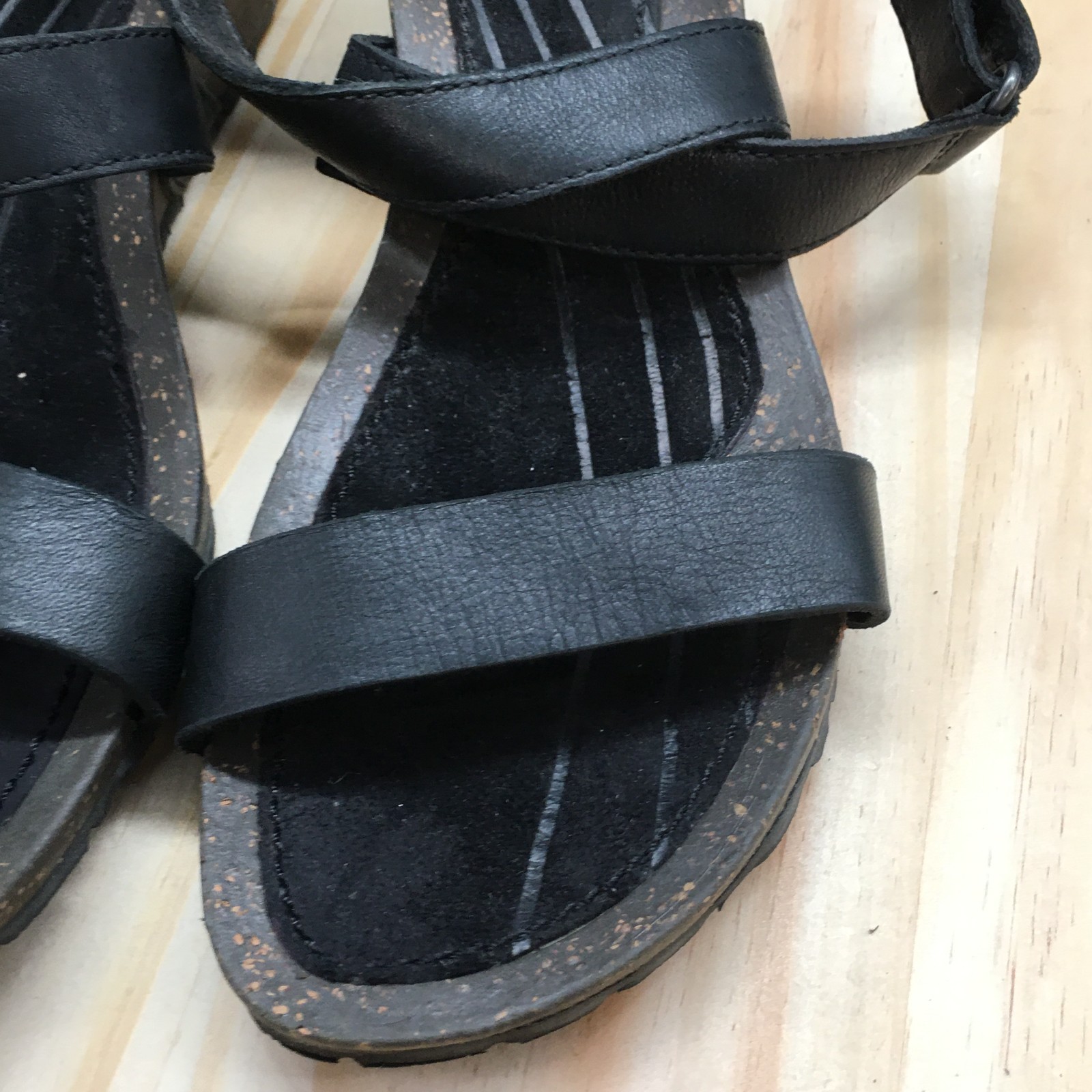 Teva Sandals Womens 9 M Strappy Black Leather Slip On Open Toe Wedge 1007732
