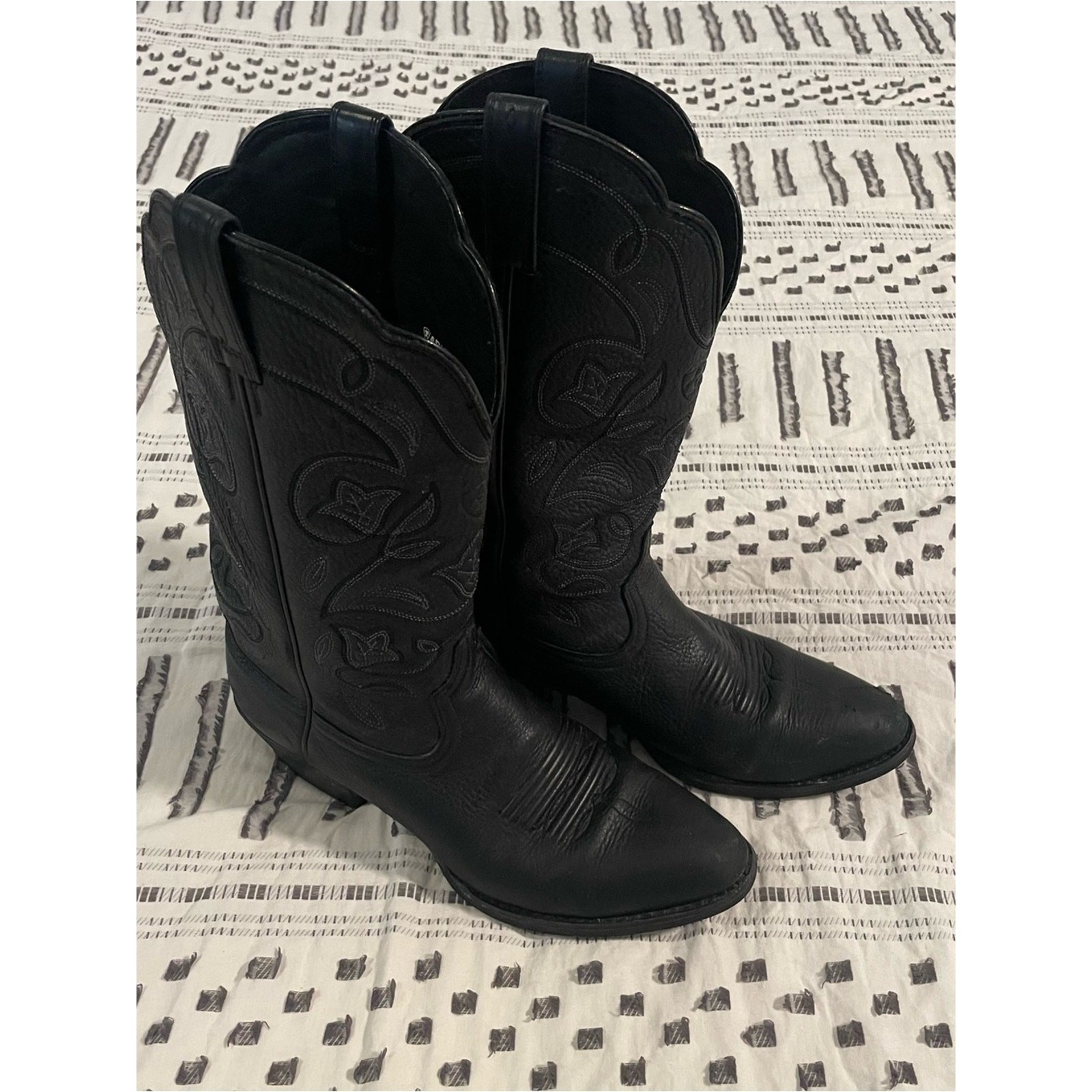 Ariat Black Women’s Embroidered Cowboy Boots