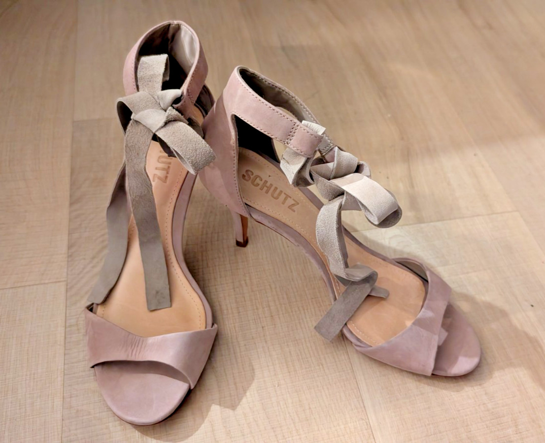 New Light Beige Schultz Strap Heels US 6.5B Leather Peep Toe Kitty New Soft