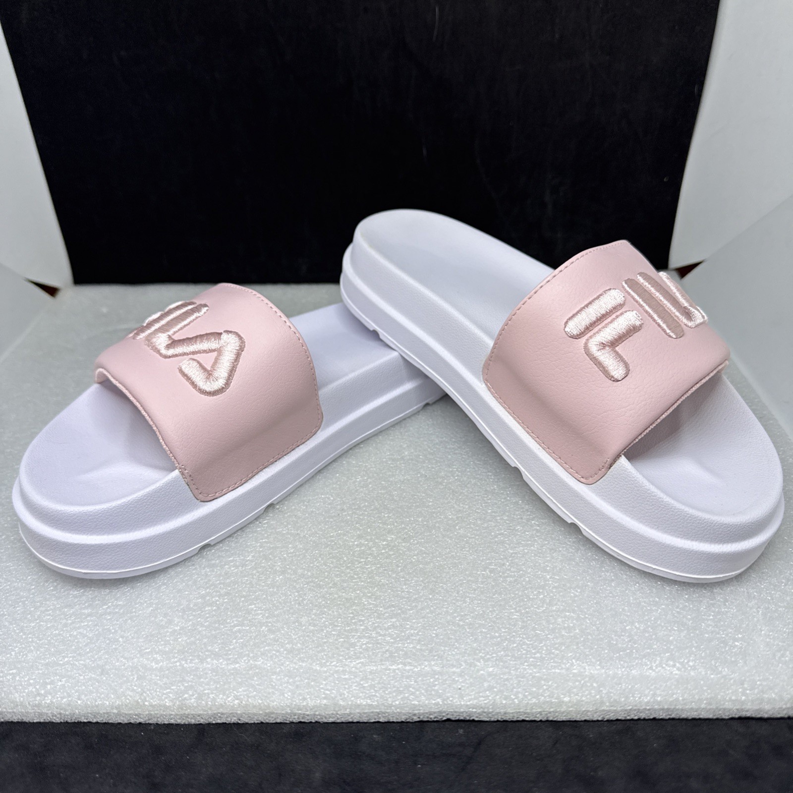 Fila Drifter Bold Satin Barbie Pink Slide Sandals Womens 5