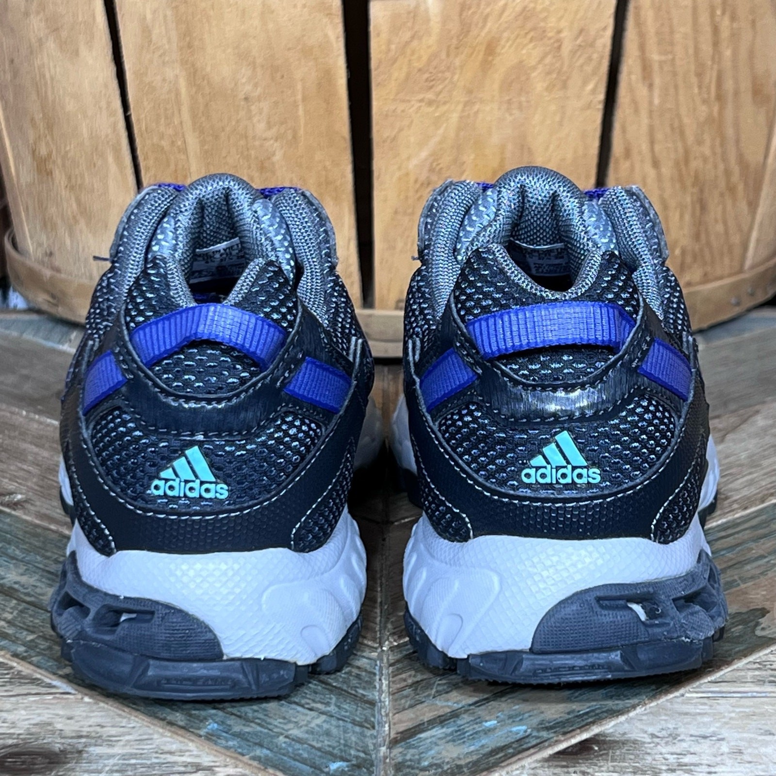 Adidas Thrasher 1.1 Gray Purple C76332 Trail Running Shoes Womens Size 6