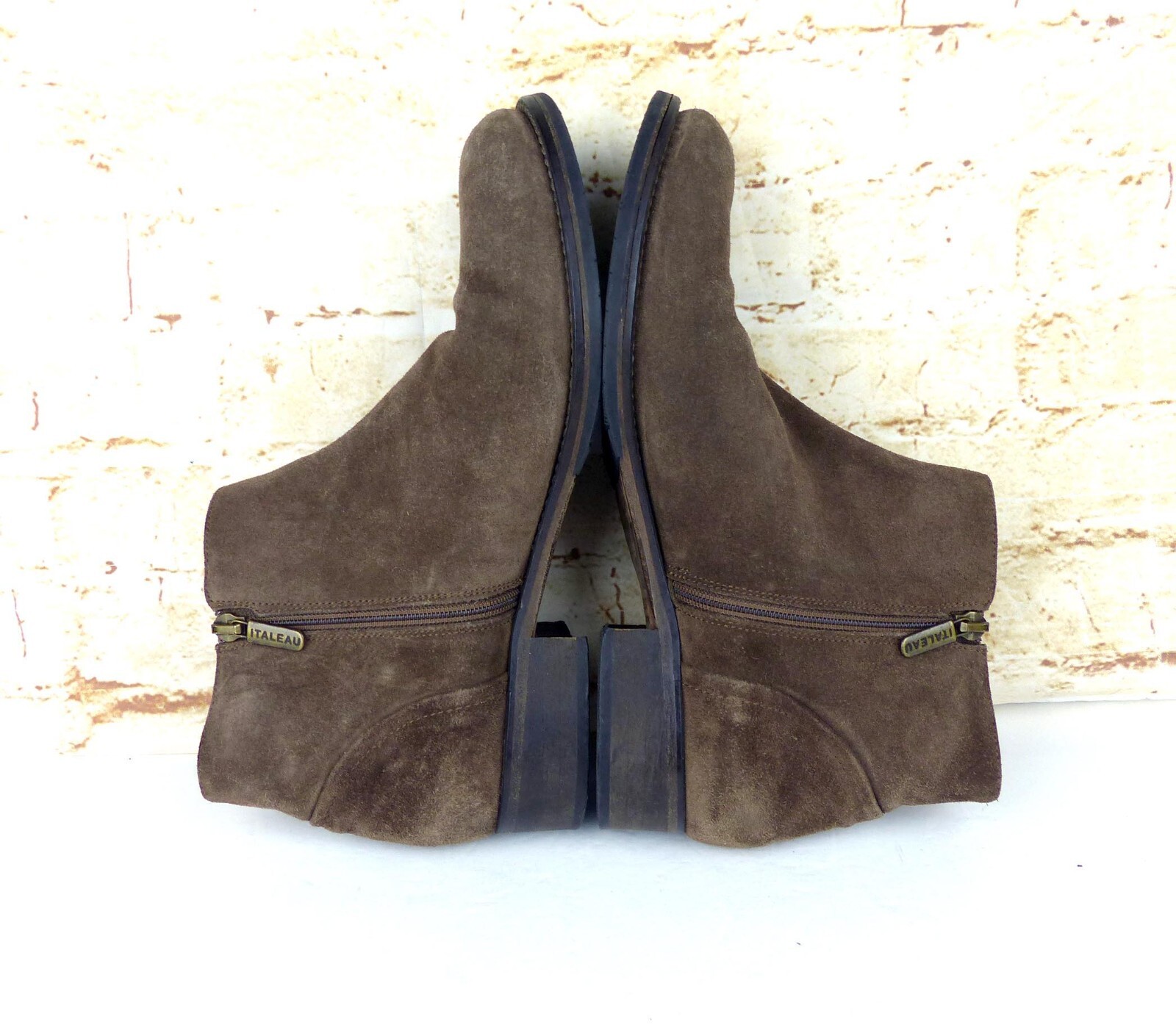 Italeau Bootie Women 9 US 39.5 Brown Waterproof Suede Leather Ankle Strap FLAW