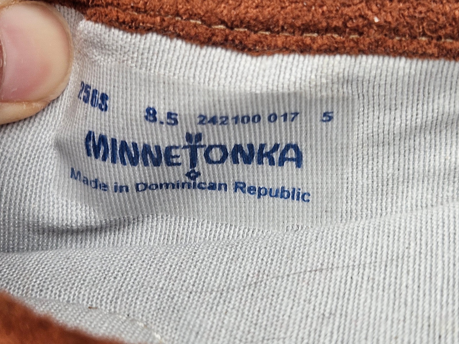 Minnetonka Ballet Flats Womens 8.5 Canvas Red Orange Striped Southwest Slip On