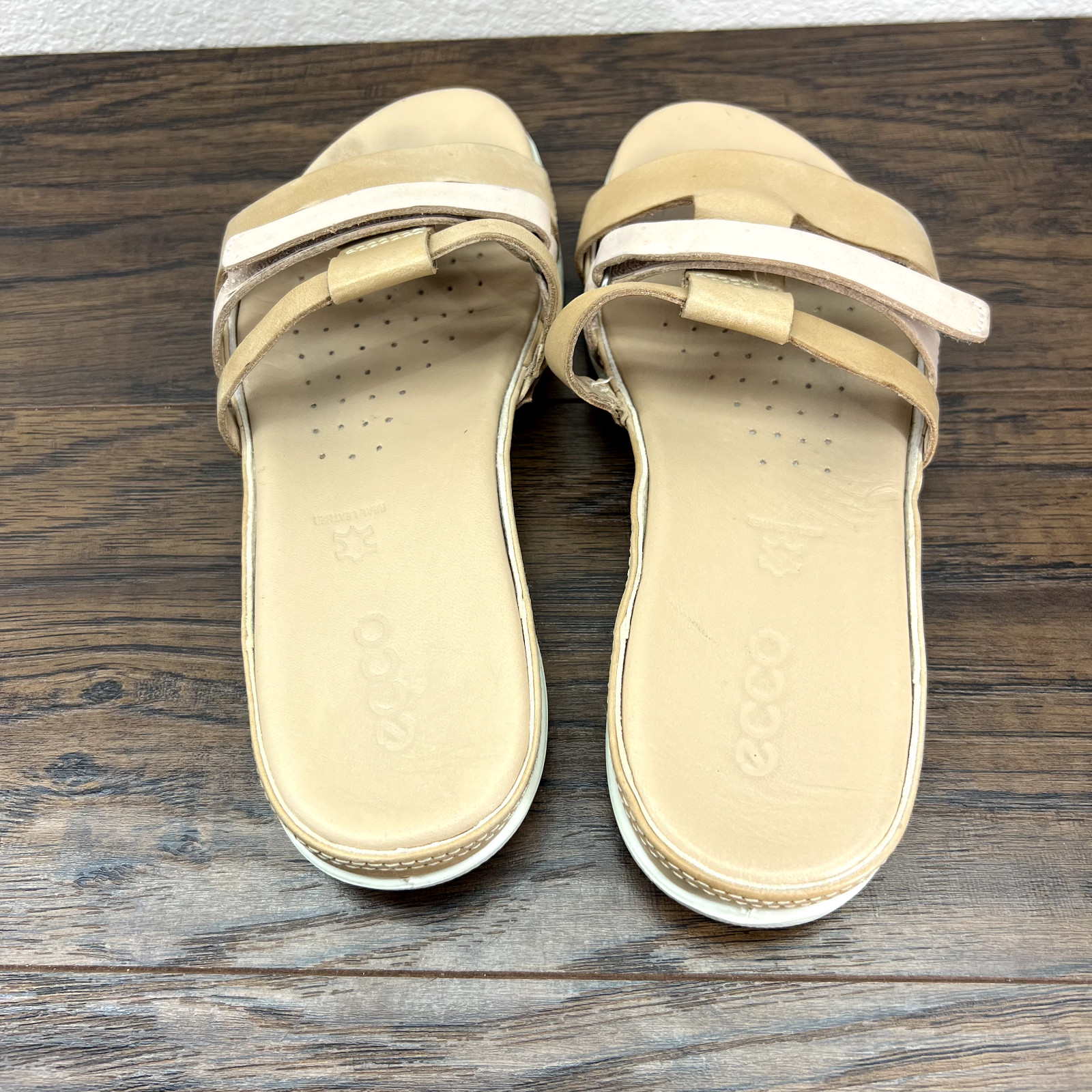 Ecco Sandals Slide Walking 6.5 EU 37 Beige Tan Leather Everyday Casual Travel