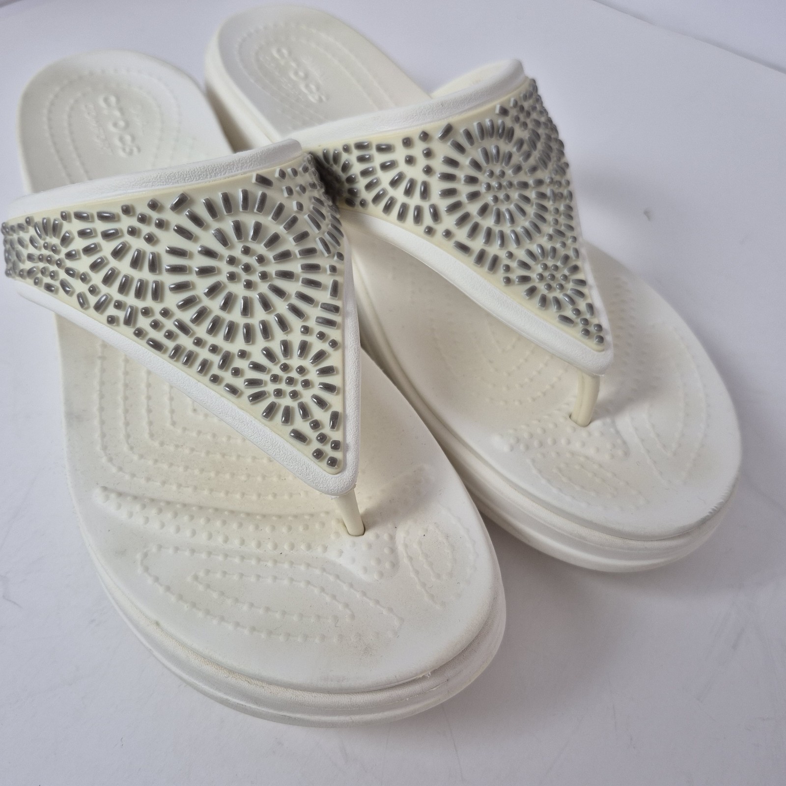 Crocs Women’s Monterey Diamante Wedge White Flip Flops Women’s Size 10