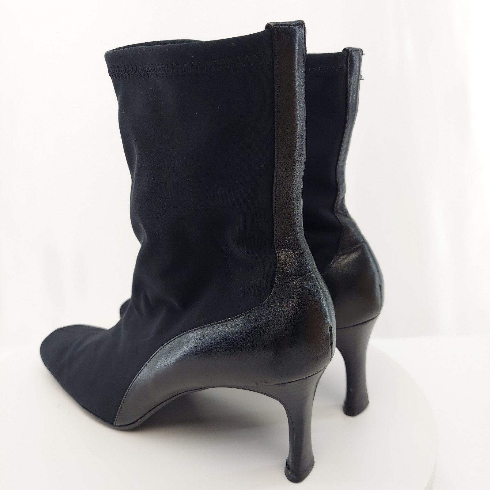5B Women’s Unisa Black Leather Stretch Pull On Ankle Boot Made in Brazil