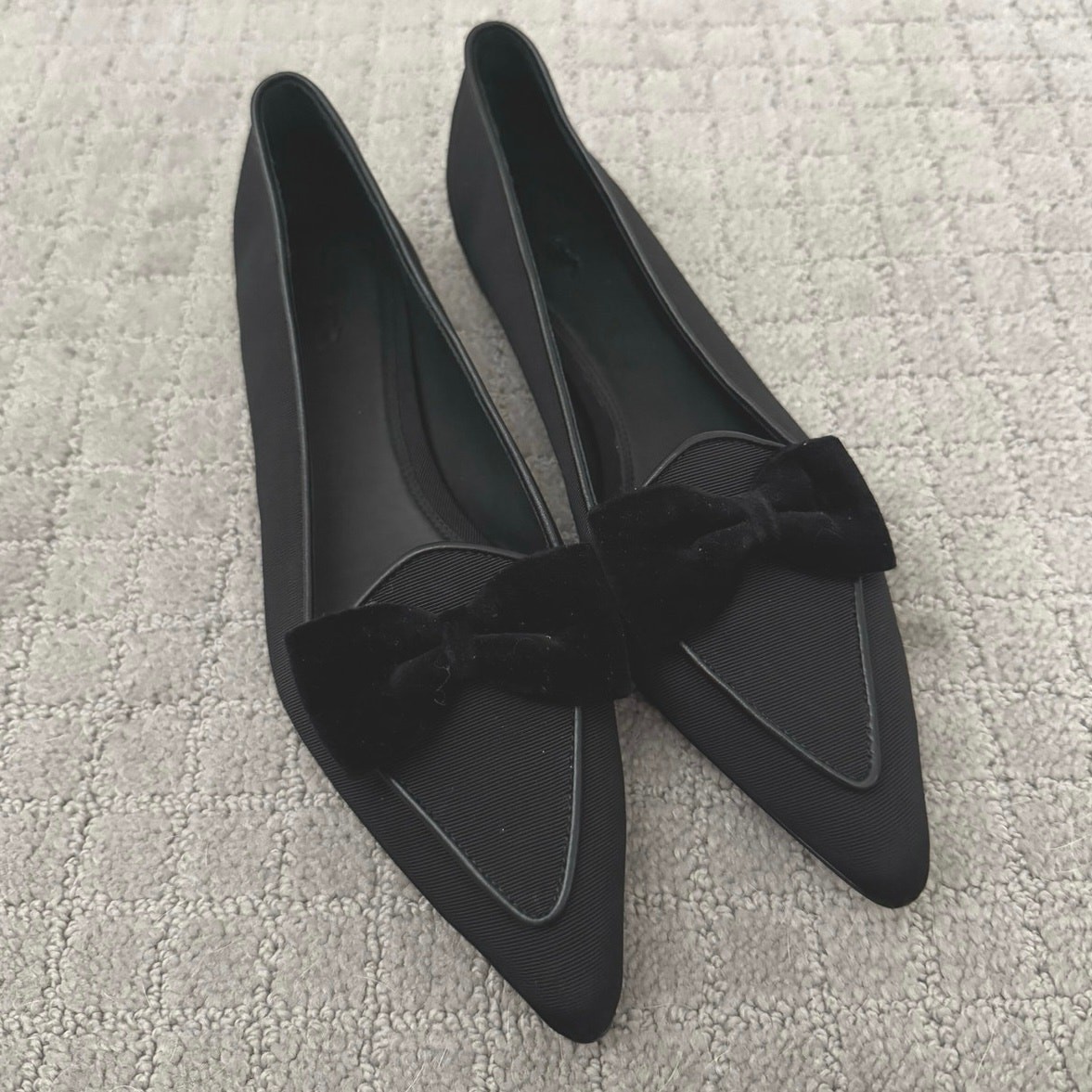 NWOB Ralph Lauren Velvet-Bow Grosgrain Loafer in Black SZ 6