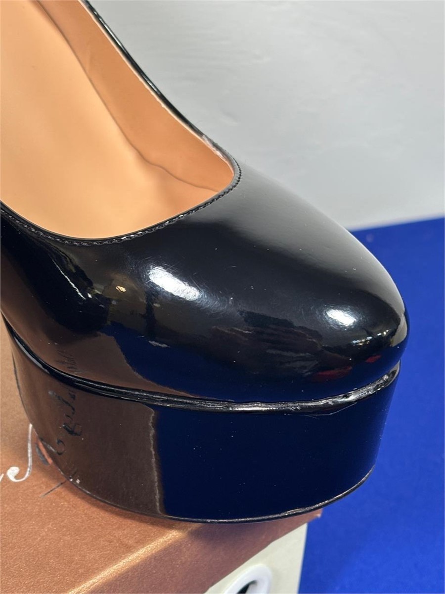 NIB Onlymaker Black Patent Leather High Heels US 12 EU43