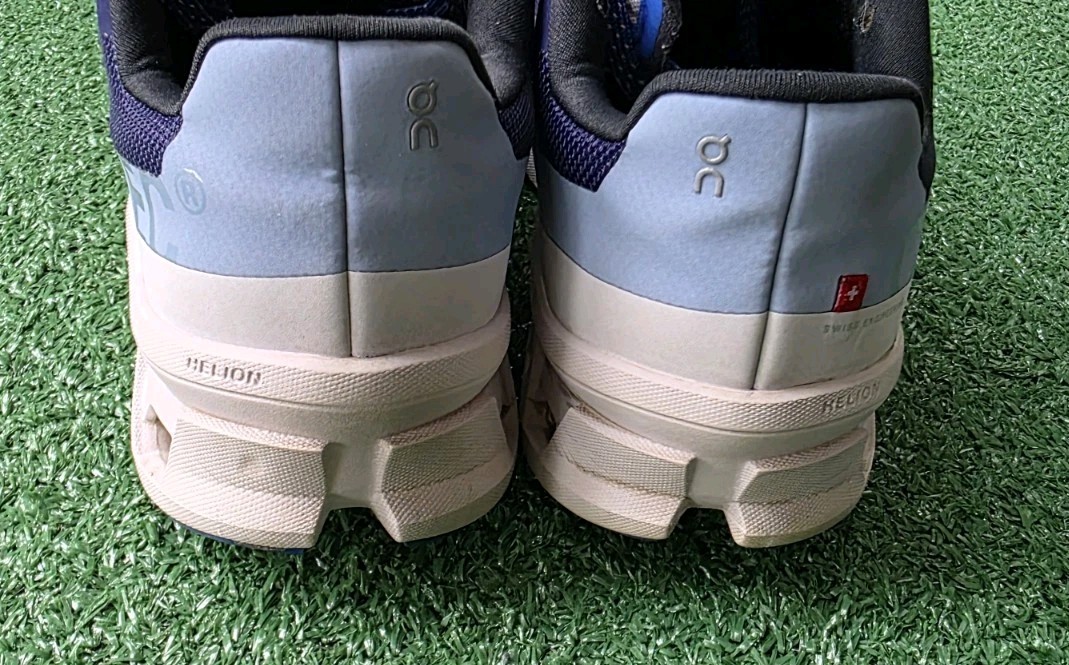 On Cloudmonster Acai/Lavender Blue Road Running Shoes Sneakers Women’s 8.5