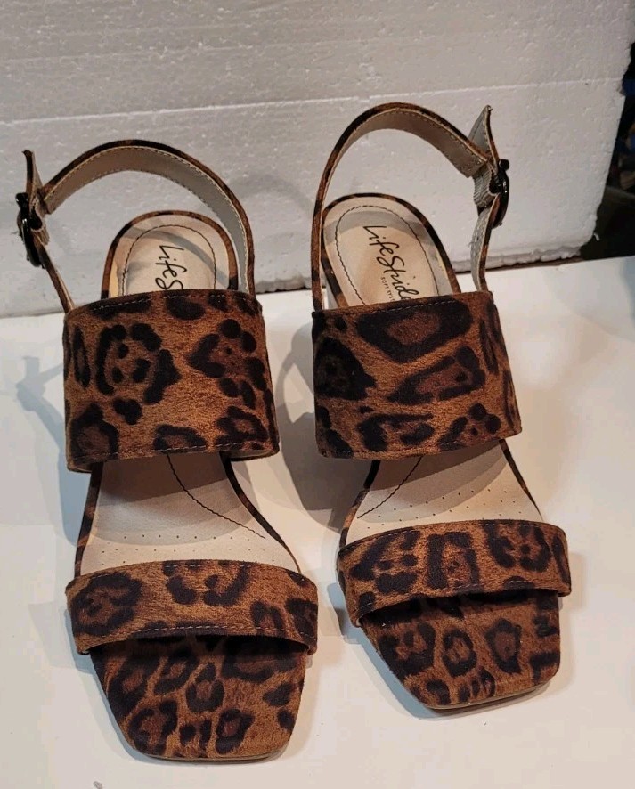 Sz 10m Life Stride Soft System Flex Animal Leopard Print 3.5in Block Heels
