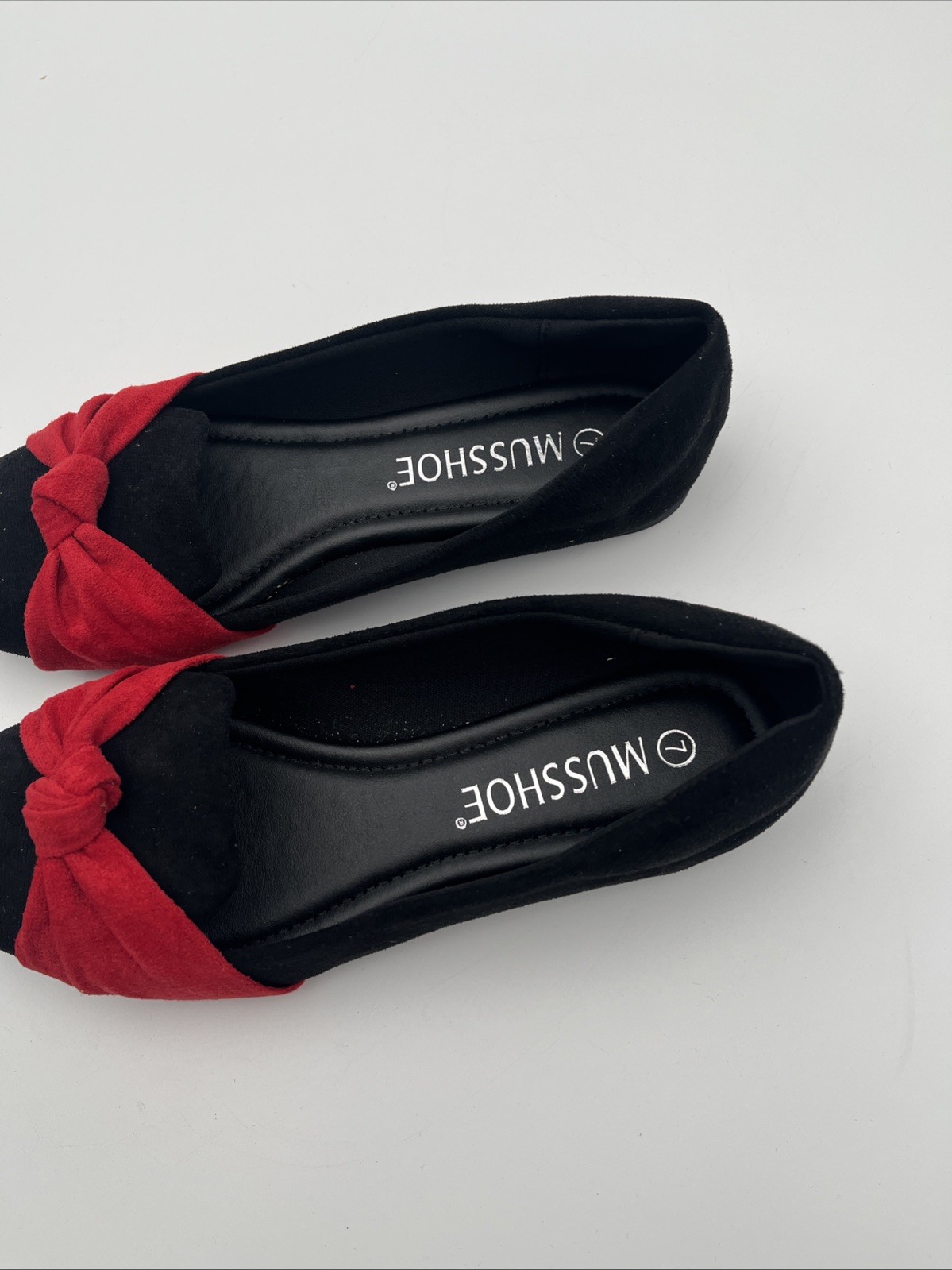 MUSSHOE Flat Shoes for Women Memory Foam Comfortable Pointed Toe Women Flats