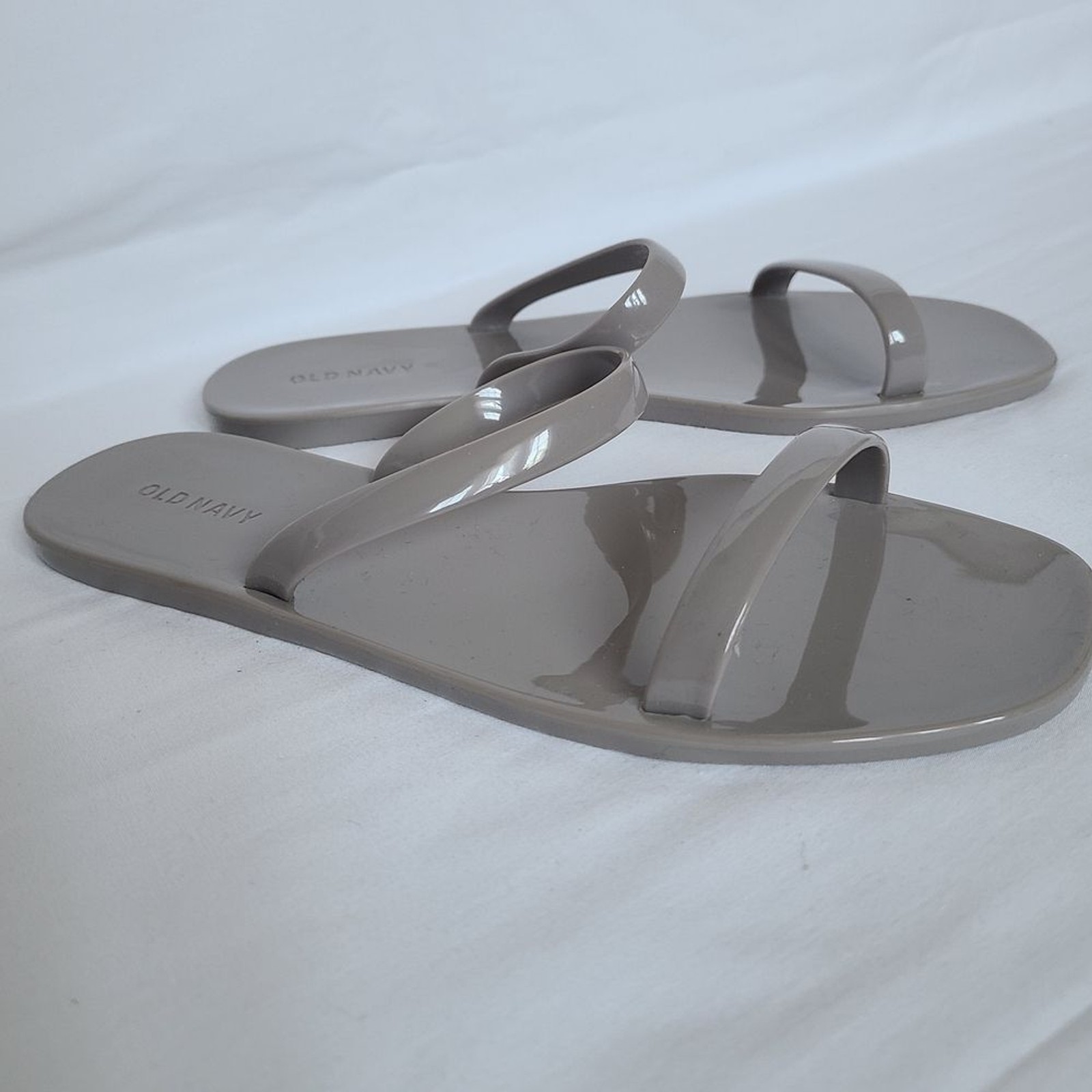Old Navy Women’s Gray Sandals Size 7 NWOT