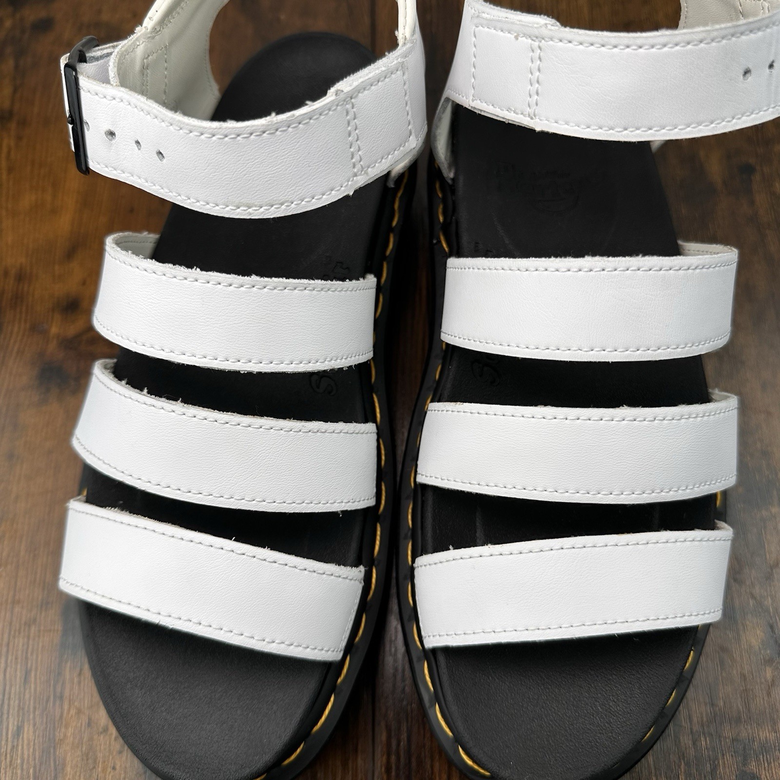 Dr. Martens Blaire Hydro Leather Platform Sandals Women’s US 8 White Defects