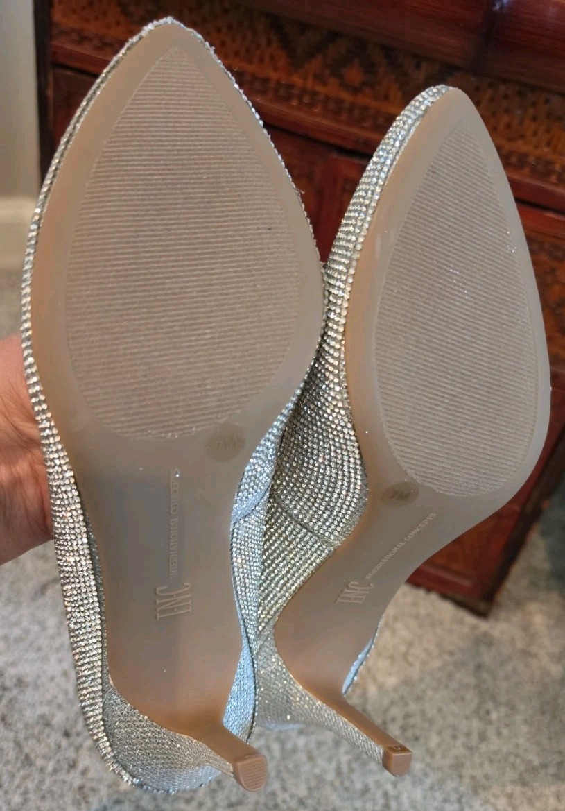 INC Zitah22 Pump Shoes 7M Pearl Gold Rhinestones Pointed Toe 3.25″ HeelsStiletto