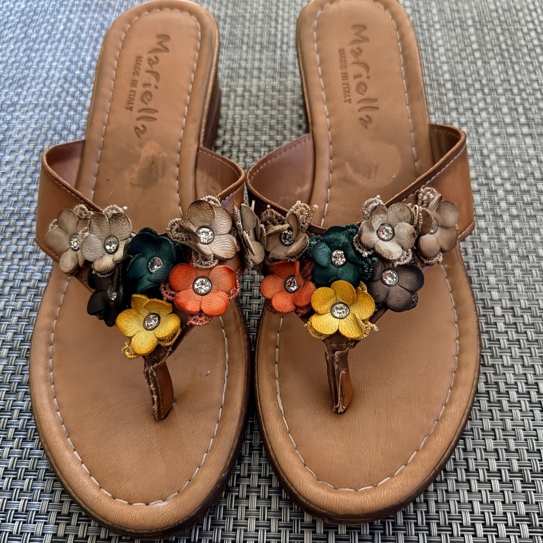 MARIELLA Made In Italy Camel Leather Colorful 3D Flower Wedge Sandals 9.5 Boho