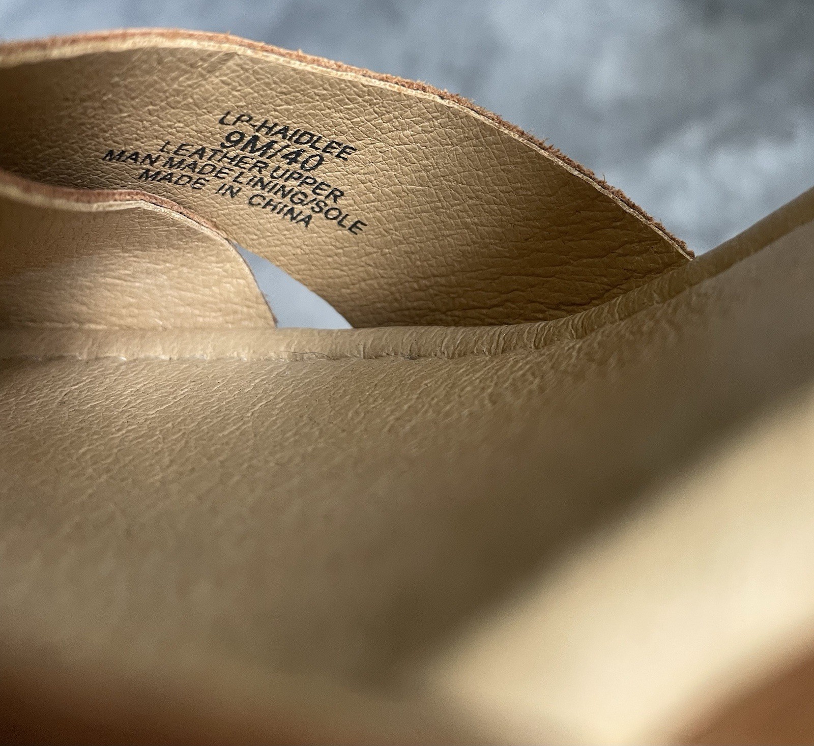 Lucky Brand Haidlee Block Heel Sandals Womens Size 9M Leather 3.25” Heel Latte
