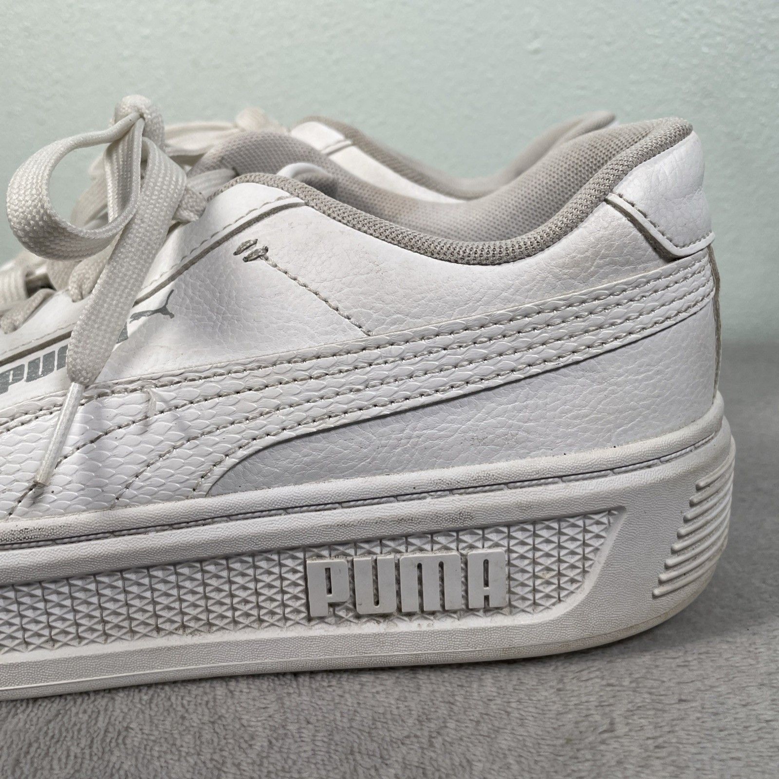 PUMA Women’s Smash Platform v3 Sneakers Size 9 Soft Foam Comfort