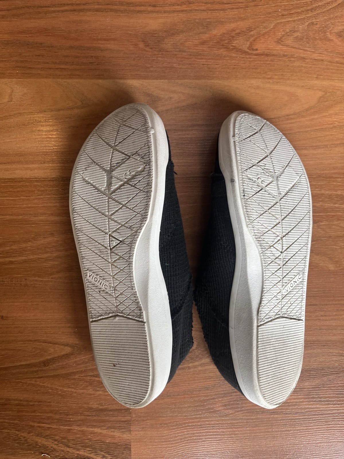 Vionic Women Beach Pismo Casual Sneaker Size 8