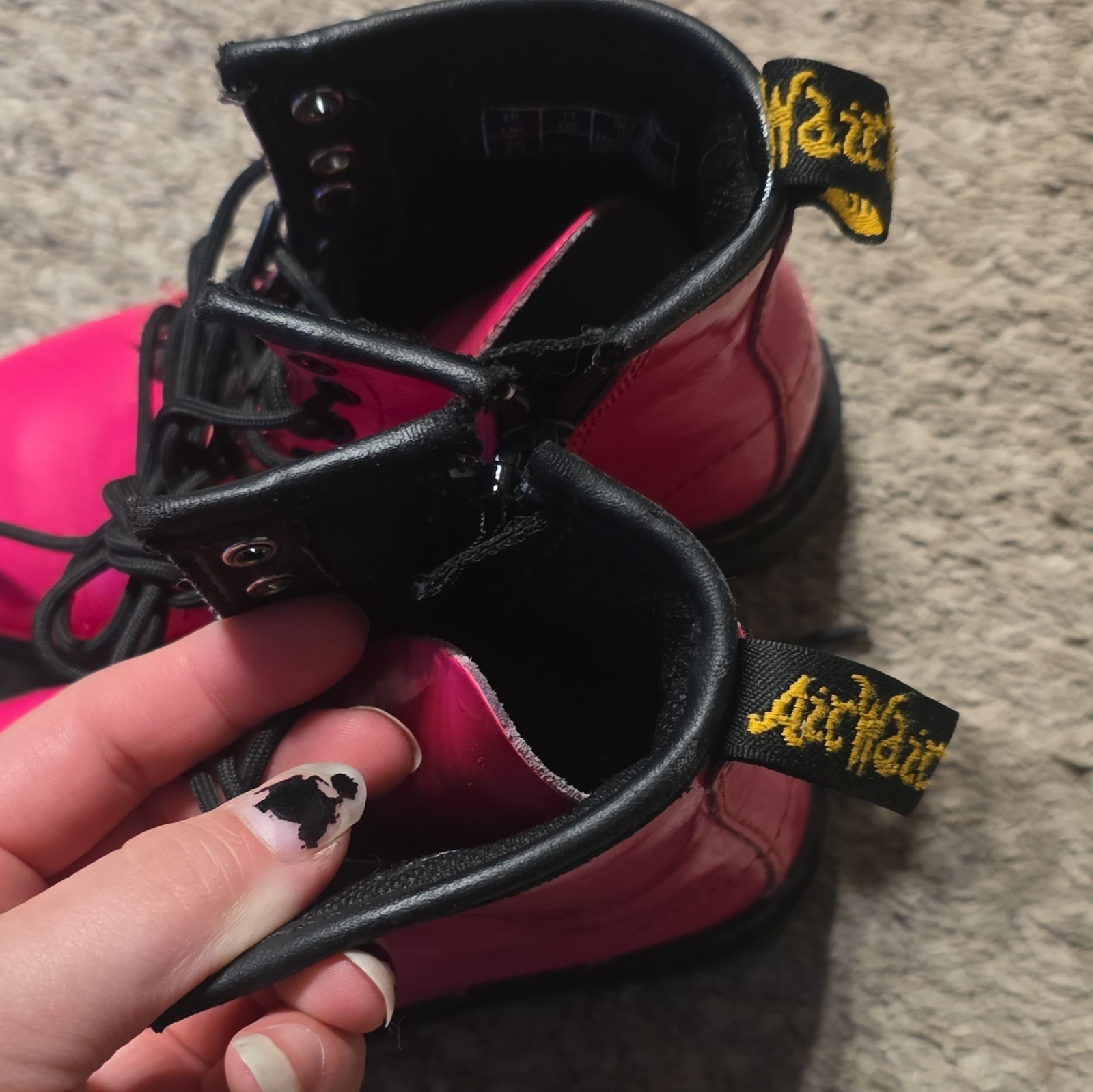 Dr. Martens Kids Pink Leather Combat Ankle Boots Lace-Up Round Toe 11
