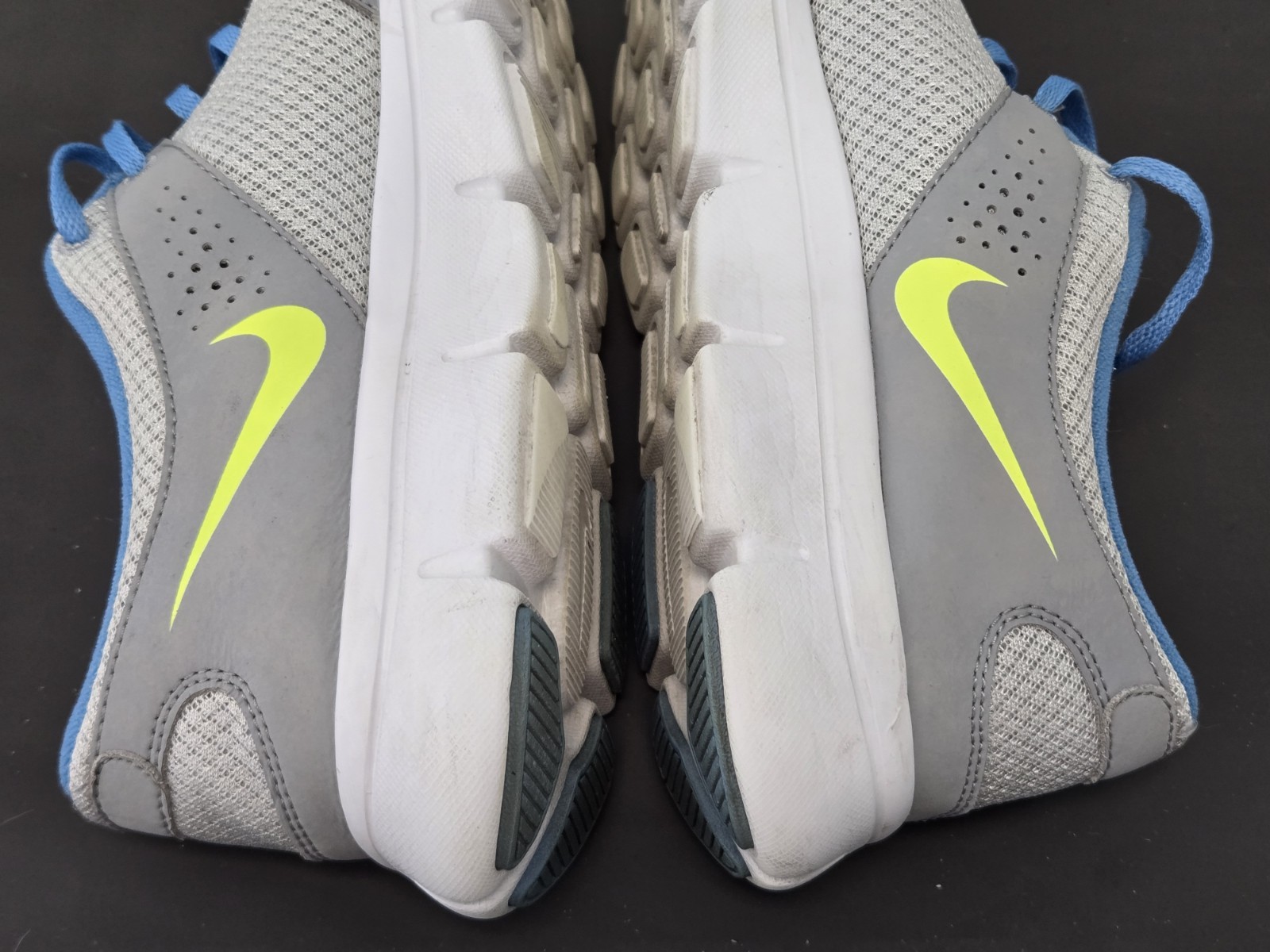 Nike Flex Experience RN Womens Athletic Running Shoes Gray Blue Year 2012 Sz 11