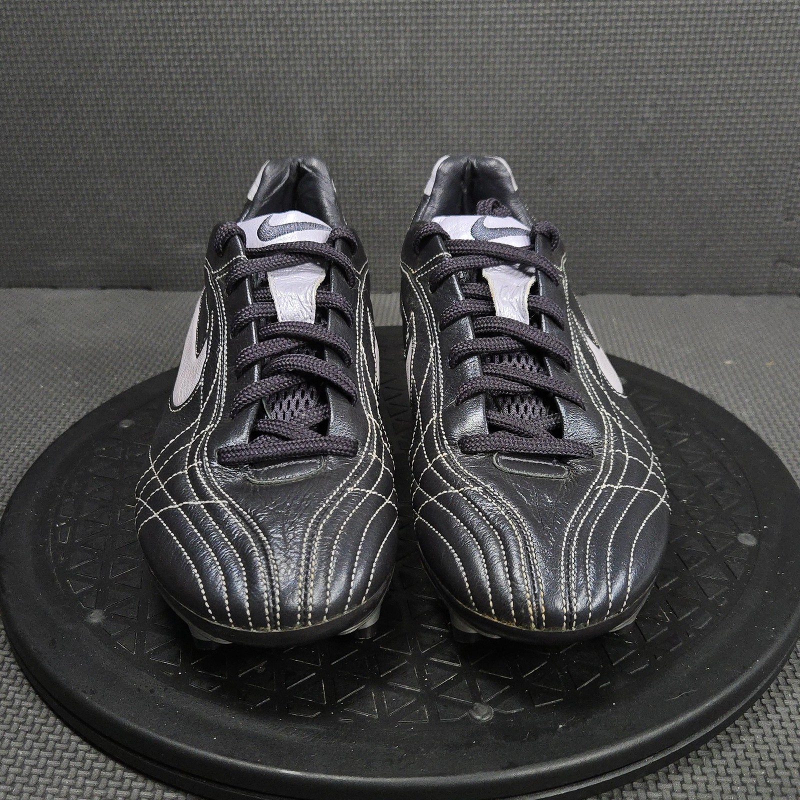 Nike Zoom Air Soccer Cleats Shoes Womens Size 6 Black Leather 311701-051
