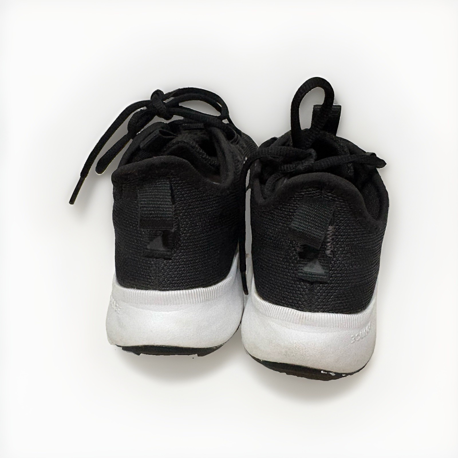 adidas Women Black/White Low Top Lace up Nario Sneakers Activewear Casual