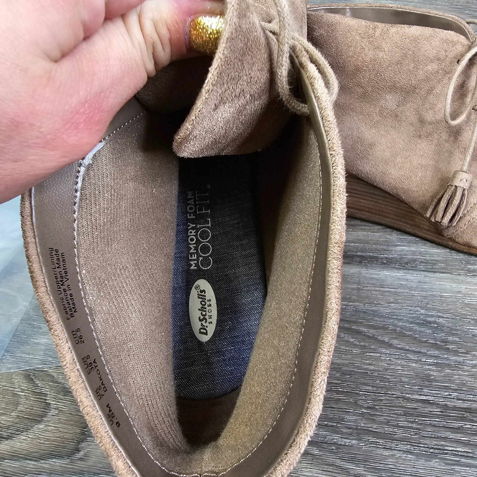 Dr Scholls Dakota Suede Leather Wedge Boots Shoes Women’s 9.5 Brown Taupe Tassel